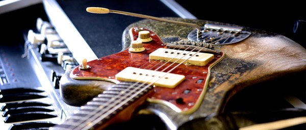 Jazzmaster with Offset Bridge by Mastery